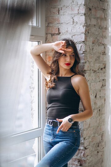 mishi escort girl